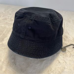 Banana Republic Factory navy blue cotton bucket hat, NWOT, S/M